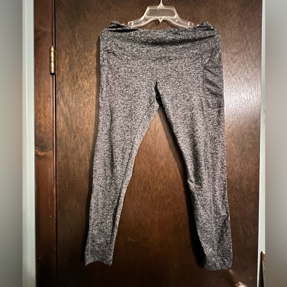 🖤Heathered Gray/Black Leggings w/ Pockets🖤